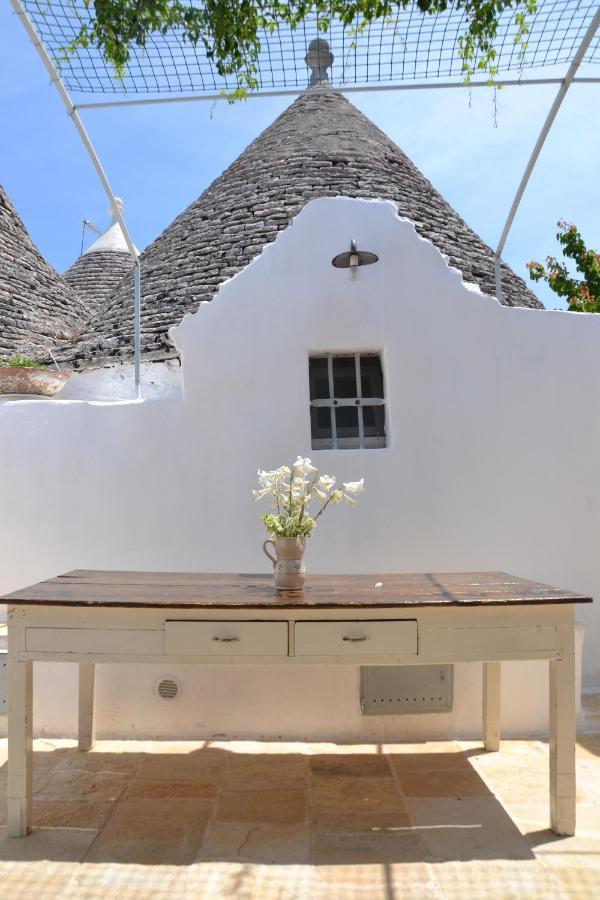 ロコロトンド Trullo Piccola Contradaゲストハウス エクステリア 写真