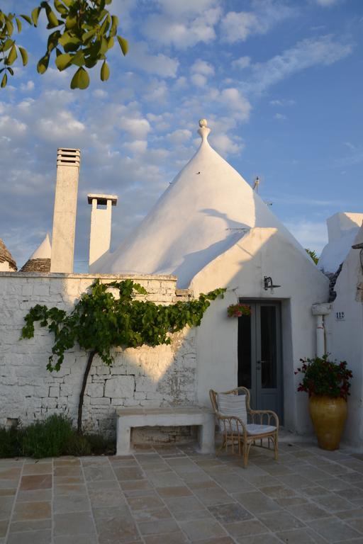 ロコロトンド Trullo Piccola Contradaゲストハウス エクステリア 写真